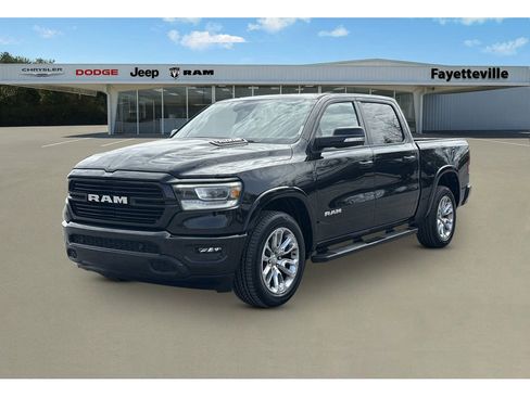 Used 2022 RAM 1500 Laramie w/ Sport Appearance Package image 7