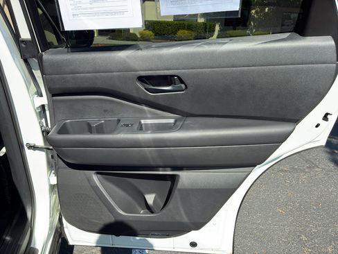 Used 2025 Nissan Pathfinder Rock Creek AWD/4WD image 54