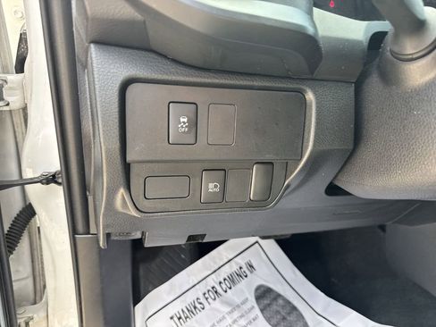 Used 2020 Toyota Tacoma 2WD Access Cab image 15