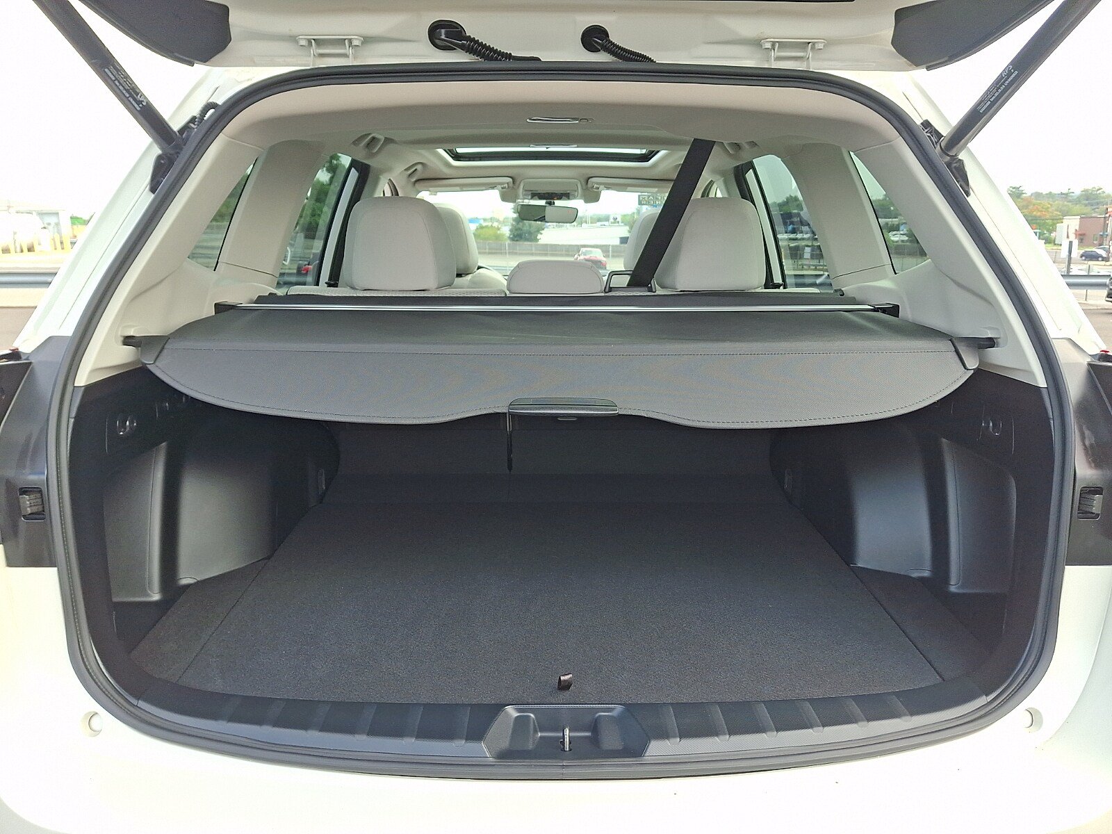 Used 2021 Subaru Forester Premium AWD/4WD image 31