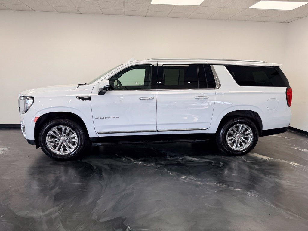 Used 2024 GMC Yukon XL SLT w/ SLT Luxury Package AWD/4WD image 22