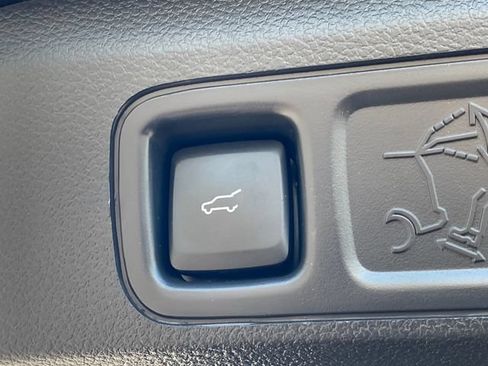 Used 2024 Ford Expedition Max Platinum AWD/4WD image 15