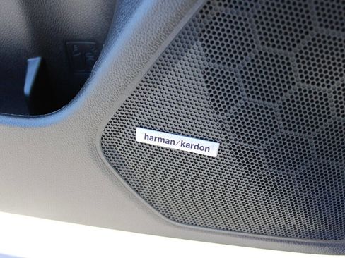 Used 2017 Subaru Legacy 2.5i Limited w/ Popular Package #4 image 17