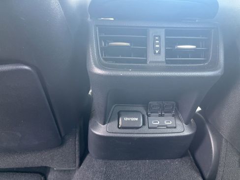 Used 2023 Lexus ES 250 w/ Premium Package AWD/4WD image 4