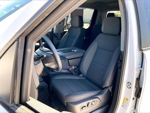 New 2026 Chevrolet Silverado 1500 Custom Trail Boss w/ LPO, Dark Essentials Package AWD/4WD image 10