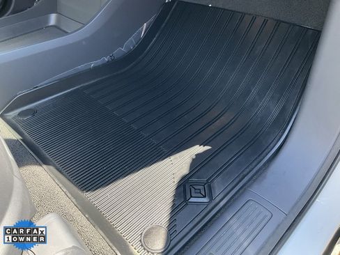 Used 2022 Rivian R1T Launch Edition image 67