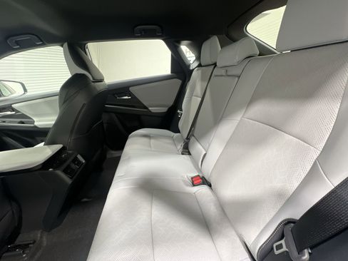 New 2026 Subaru Solterra AWD/4WD image 22