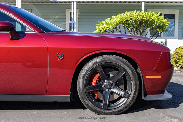 Used 2022 Dodge Challenger SRT Hellcat Redeye RWD image 10