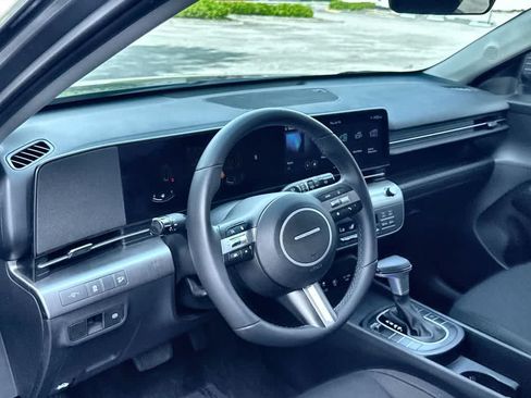 Used 2024 Hyundai Kona SEL FWD image 13