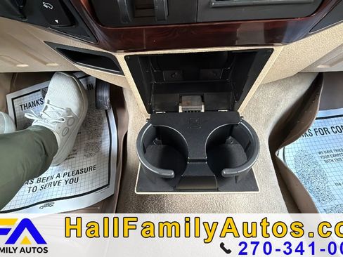 Used 2010 Ford F450 Lariat image 25