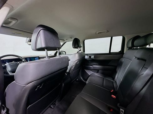 Used 2024 Hyundai Santa Fe SEL image 11