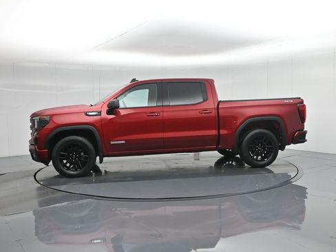 Used 2022 GMC Sierra 1500 Elevation image 35