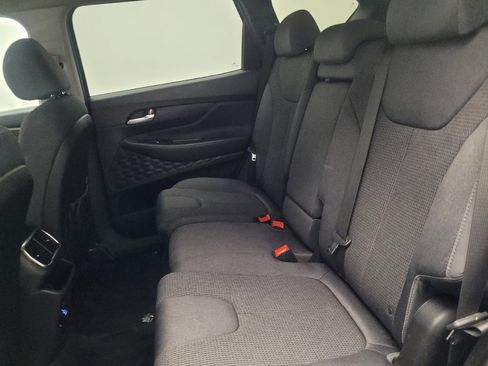 Used 2020 Hyundai Santa Fe SE image 18