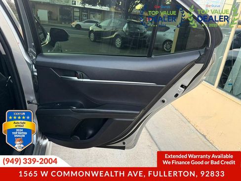 Used 2018 Toyota Camry SE image 27