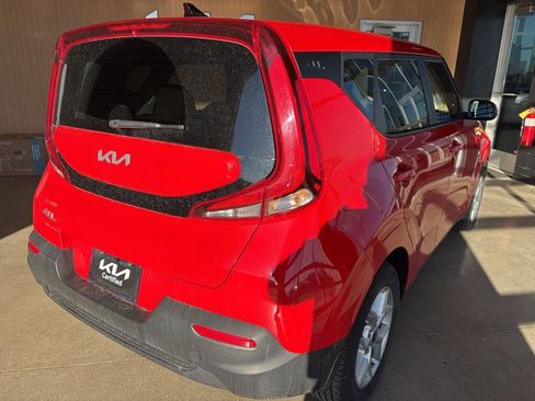 Certified 2022 Kia Soul LX w/ Technology Package image 13
