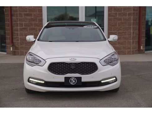 Used 2015 Kia K900 Luxury image 2