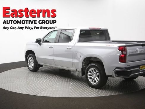 Used 2022 Chevrolet Silverado 1500 LT AWD/4WD image 66