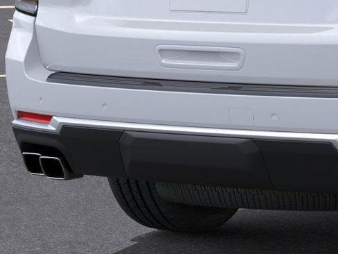 New 2026 Chevrolet Suburban High Country AWD/4WD image 14
