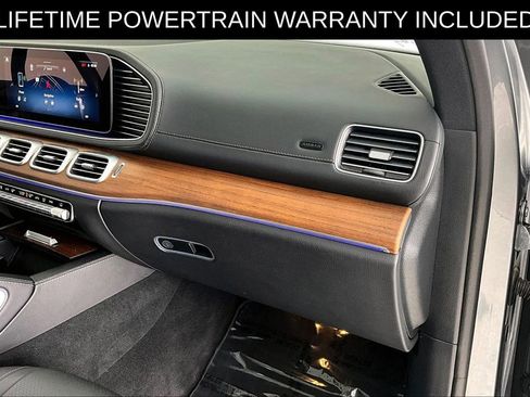 Used 2025 Mercedes-Benz GLS 450 4MATIC w/ AMG Line Exterior image 21