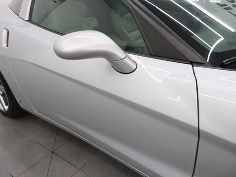 Used 2009 Chevrolet Corvette Coupe w/ Preferred Equipment Group RWD image 21
