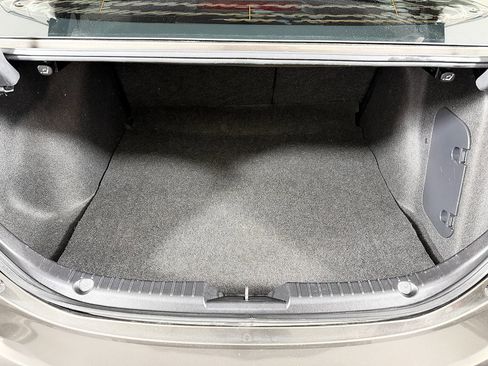 Used 2016 MAZDA MAZDA3 i Sport image 14