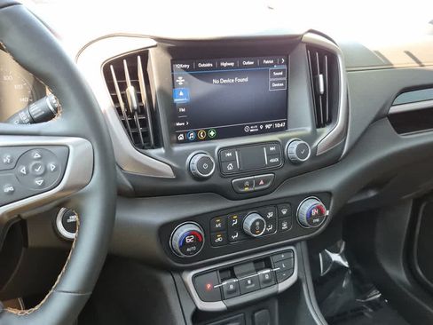 Used 2024 GMC Terrain AT4 w/ Tech Package AWD/4WD image 14