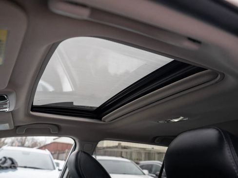 Used 2018 Subaru Outback 3.6R Limited image 18