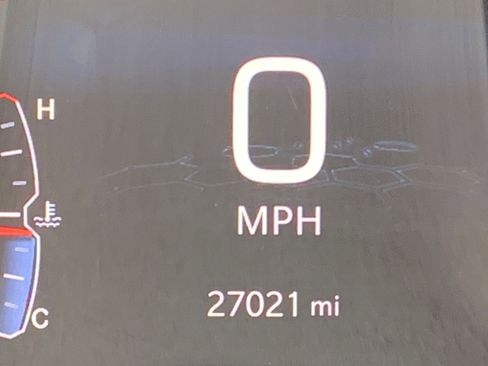 Used 2025 Jeep Compass Trailhawk image 39