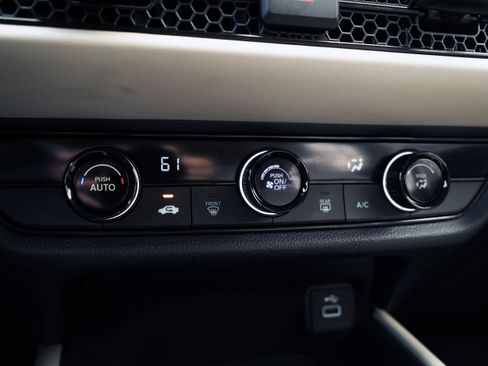 Used 2023 Honda HR-V LX image 34