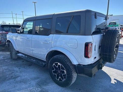 Certified 2025 Ford Bronco Outer Banks image 3