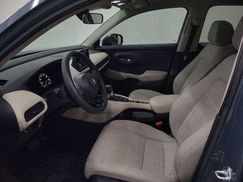 Certified 2025 Honda HR-V LX image 19