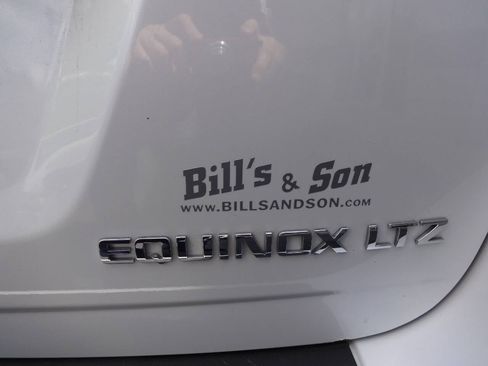 Used 2016 Chevrolet Equinox LTZ w/ Enhanced Convenience Package image 23