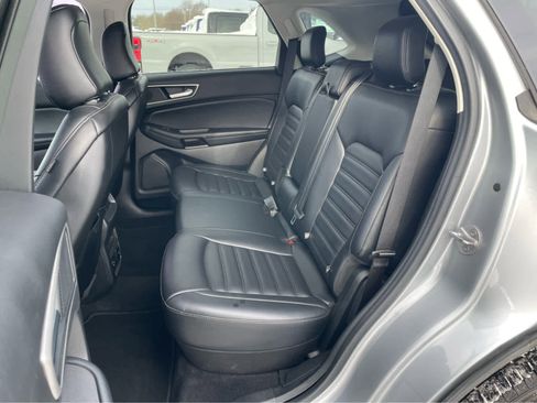 Used 2022 Ford Edge SEL w/ Convenience Package image 30