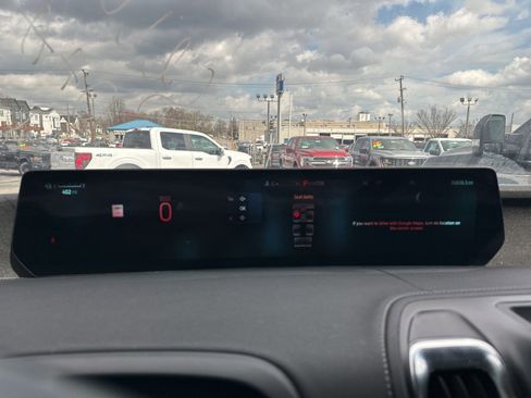 Used 2025 Ford Expedition Platinum image 7