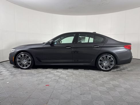 Used 2018 BMW 540i xDrive AWD/4WD image 2