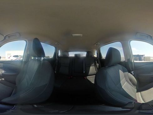 Used 2025 Nissan Rogue SV FWD image 43