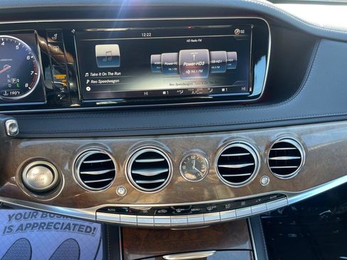 Used 2015 Mercedes-Benz S 550 4MATIC Sedan image 23