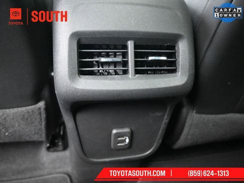 Used 2023 Chevrolet Equinox RS image 26