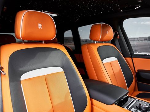 Used 2025 Rolls-Royce Cullinan Base image 55