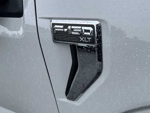 Used 2024 Ford F150 XLT AWD/4WD image 9