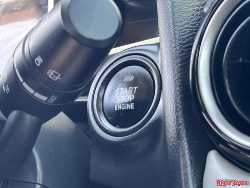 Certified 2020 Toyota Yaris LE FWD image 25