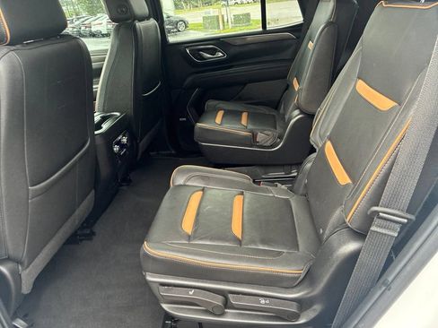 Used 2023 GMC Yukon AT4 AWD/4WD image 7