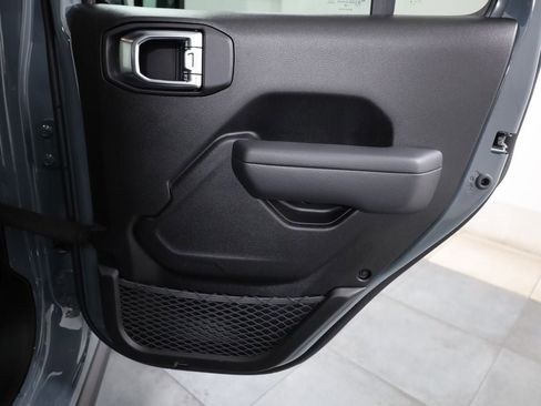 New 2026 Jeep Gladiator Willys image 15