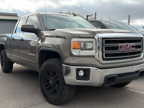 Used 2014 GMC Sierra 1500 SLE w/ SLE Value Package image 3