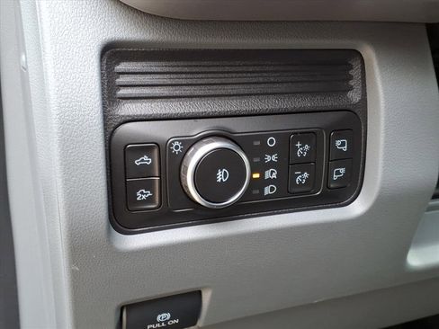 New 2026 Ford F250 XLT w/ XLT Premium Package image 22