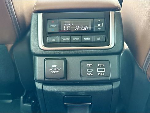 Used 2024 Subaru Ascent Touring AWD/4WD image 31