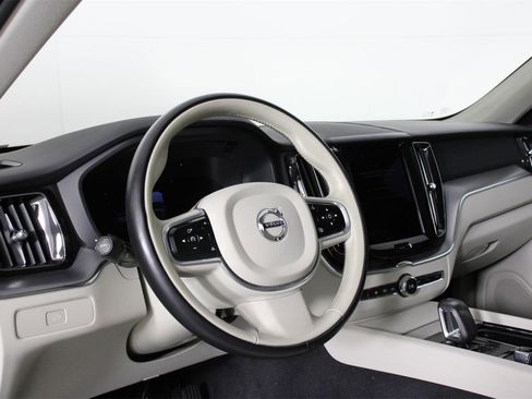 Certified 2023 Volvo XC60 B5 Core w/ Climate Package image 14