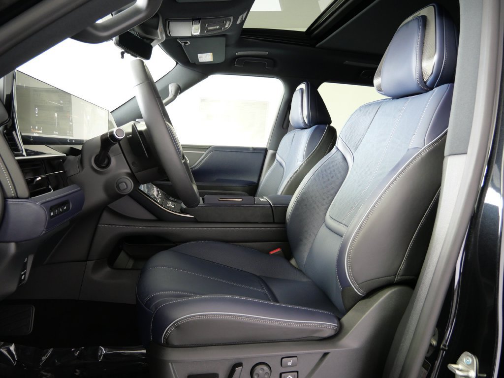 New 2027 INFINITI QX80 Sensory AWD/4WD image 10
