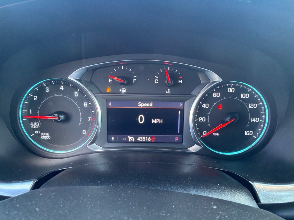 Used 2023 Chevrolet Traverse LT FWD image 30