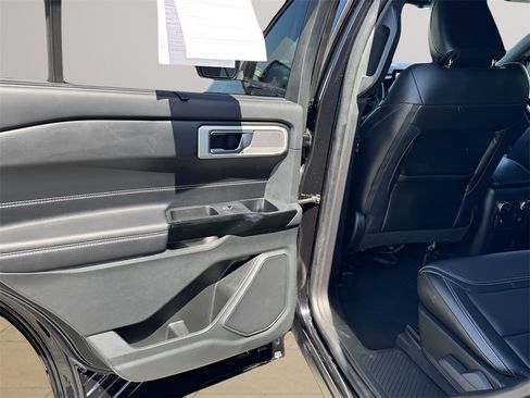 Used 2022 Ford Explorer ST w/ Equipment Group 401A image 36